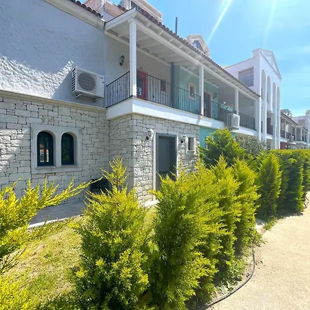 ヴィラ Flex Alacati *